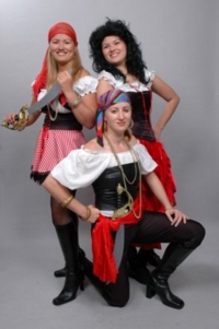 Pirate Girl Group Costumes